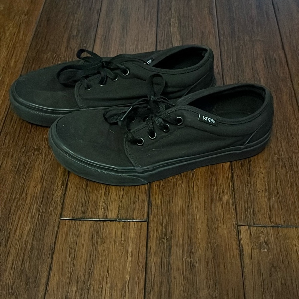 Vans Off The Wall Black Tennis Shoes